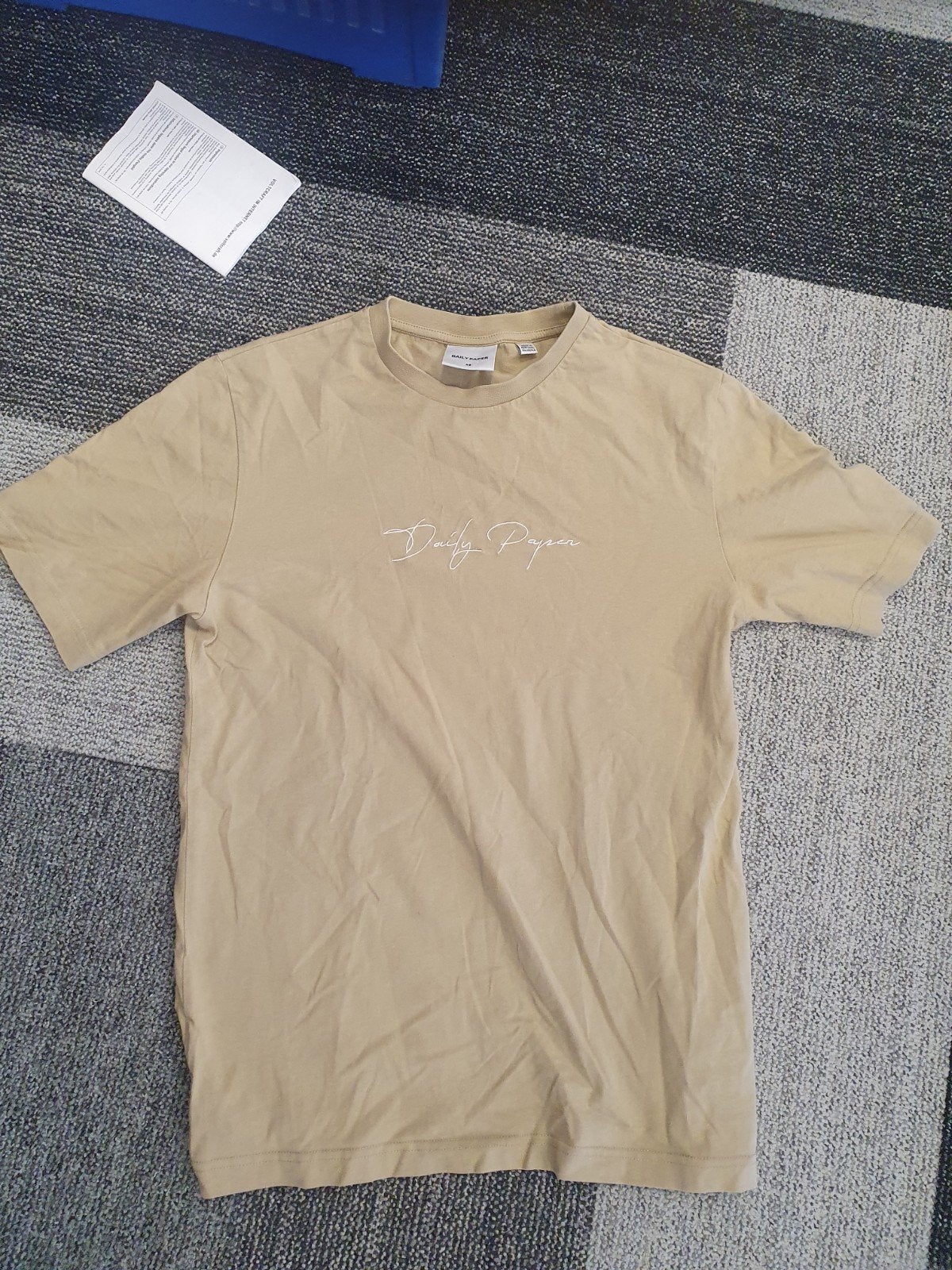 Daily Paper T-shirt Beige - Maat XS, Kleding | Heren, Beige, Ophalen of Verzenden, Zo goed als nieuw, Daily Paper