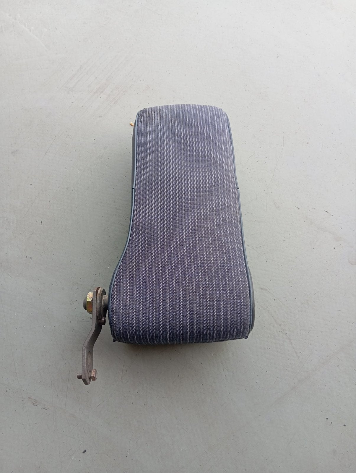 Mersedes armsteun w123, Auto-onderdelen, Interieur en Bekleding, Ophalen of Verzenden, Gebruikt, Universele onderdelen