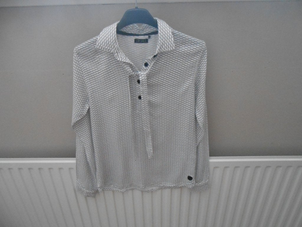 Mooie longsleeve maat 152 van Levv, Kinderen en Baby's, Meisje, Ophalen of Verzenden, Zo goed als nieuw, Shirt of Longsleeve