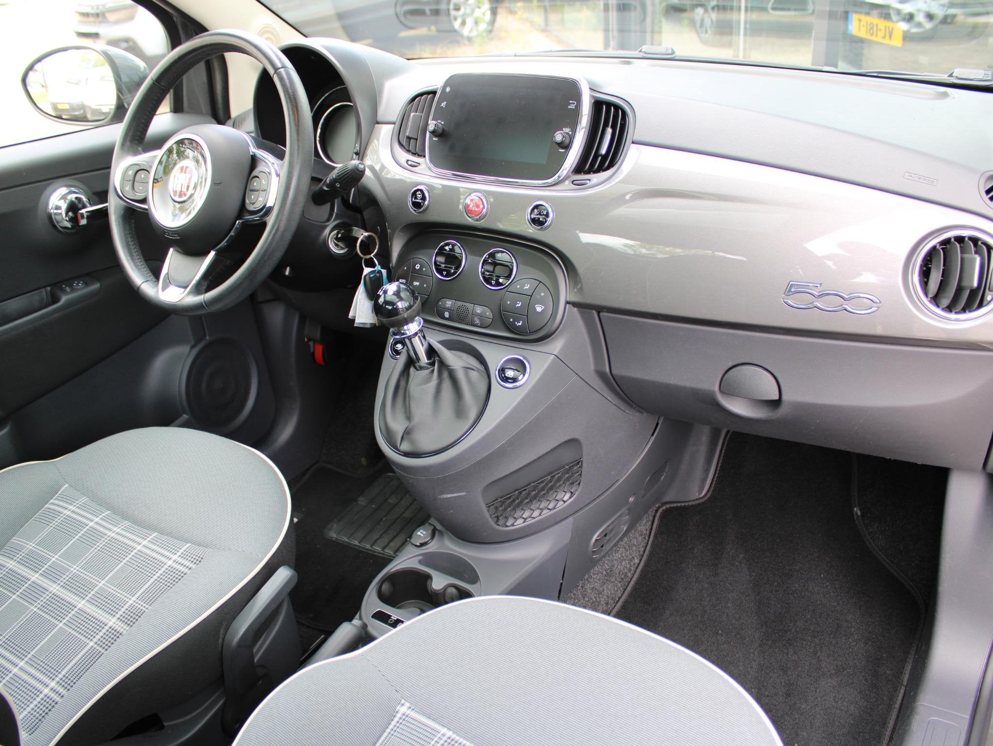 Fiat 500 1.2 Lounge | Apple Carplay / Panoramadak / Climate, Auto's, Fiat, Voorwielaandrijving, 12 maanden, Stof, Gebruikt