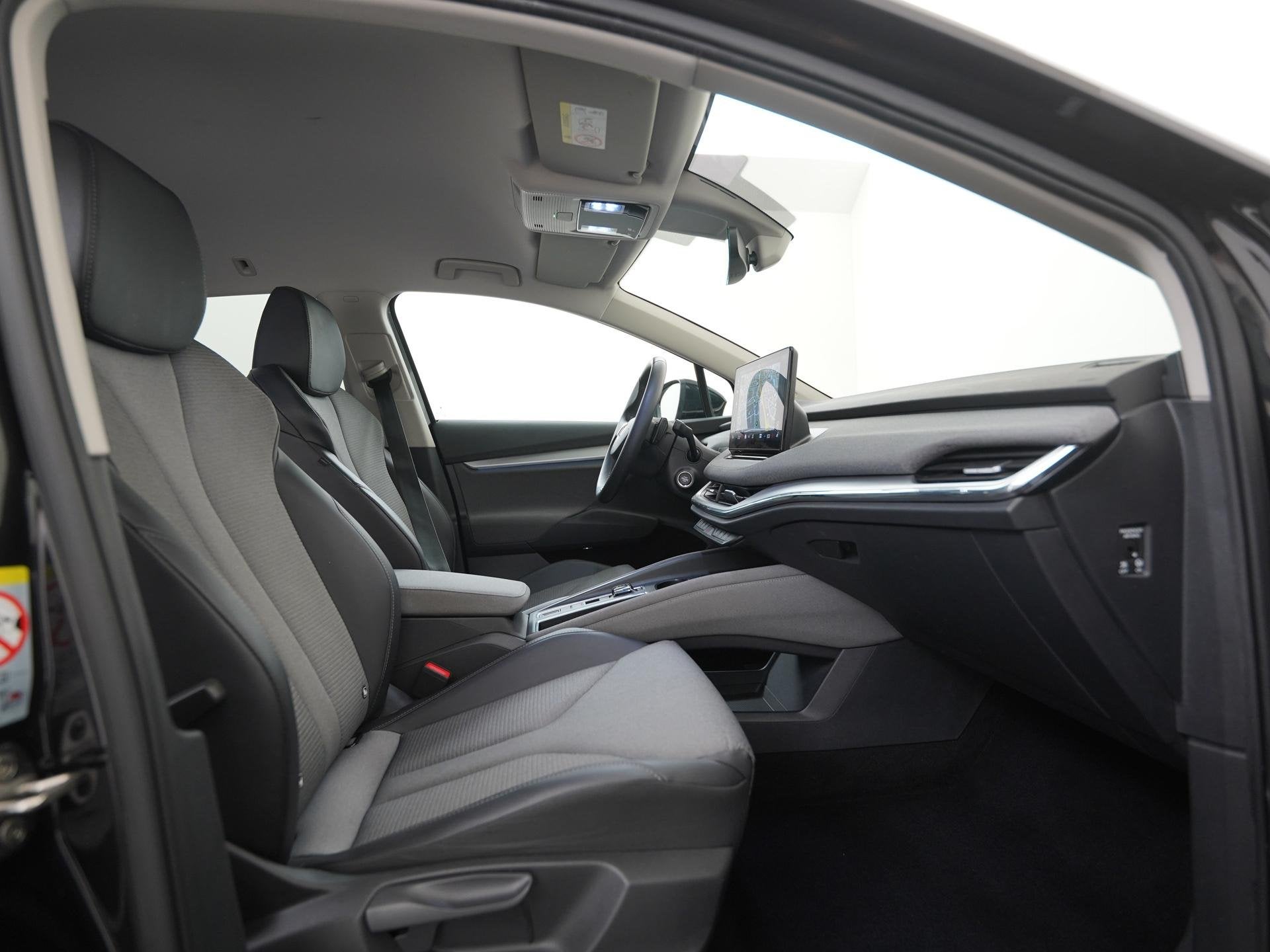 Skoda Enyaq iV 60 | Elek Achterklep | Stuur & Stoel Verwarmi, Auto's, Automaat, Achterwielaandrijving, Gebruikt, 179 pk