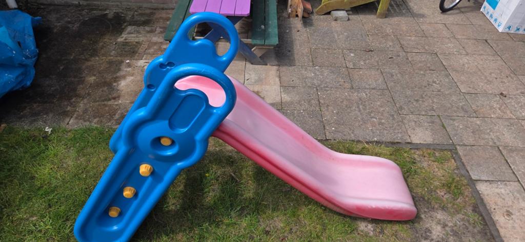 Leuke kinderglijbaan, Kinderen en Baby's, Speelgoed | Buiten | Speeltoestellen, Ophalen, Gebruikt, Glijbaan