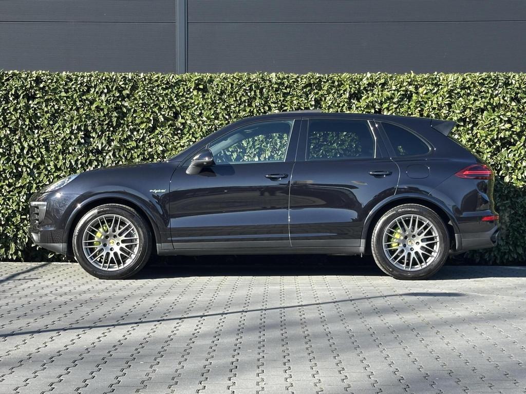 Porsche Cayenne 3.0 S E-Hybrid Platinum Edition, PANORAMADAK, Auto's, Porsche, Automaat, Cayenne, Gebruikt, Euro 6