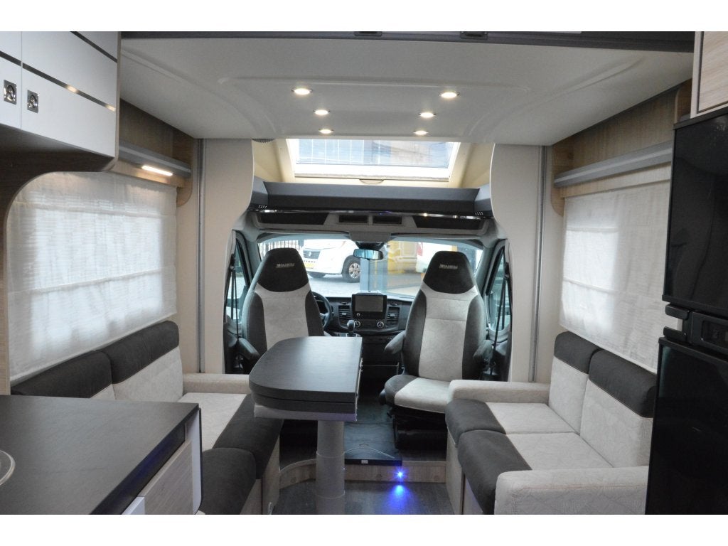 Chausson Nordic Edition 640 Premium Automaat, Caravans en Kamperen, Automaat, Koelkast, Ford, Hagelvast dak