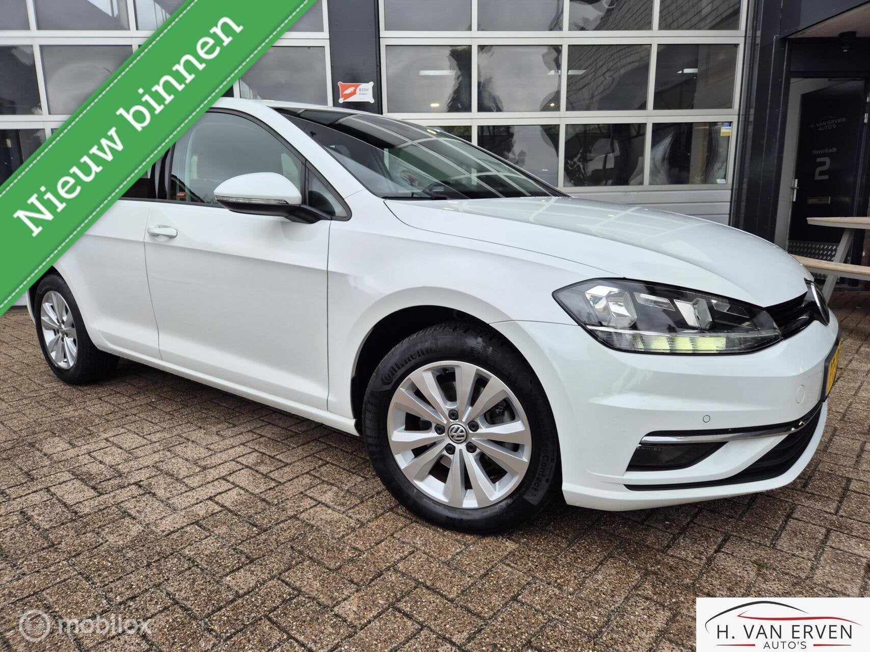 Volkswagen Golf 1.6 TDI DIGITALE COCKPIT ADAPTIVE APPLE CAR, Auto's, Volkswagen, Voorwielaandrijving, Euro 6, 4 cilinders, 116 pk