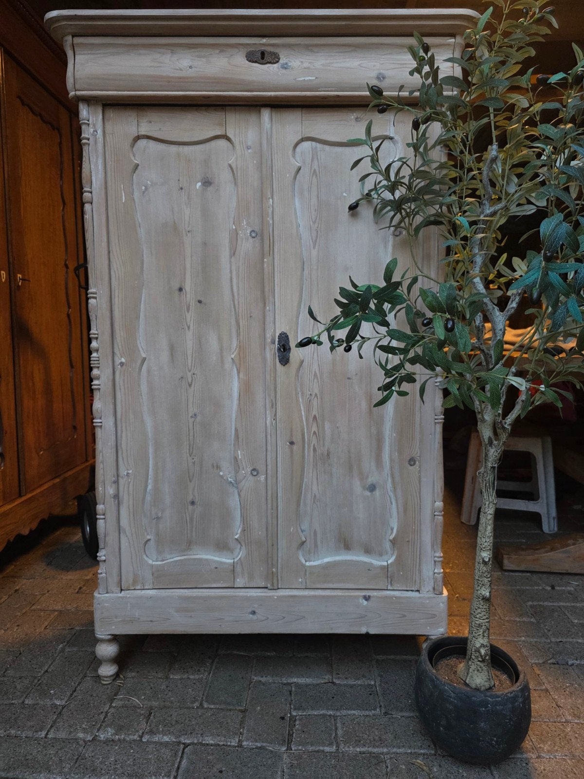 White wash biedermeier meidenkast kledingkast bez mogelijk, Ophalen of Verzenden