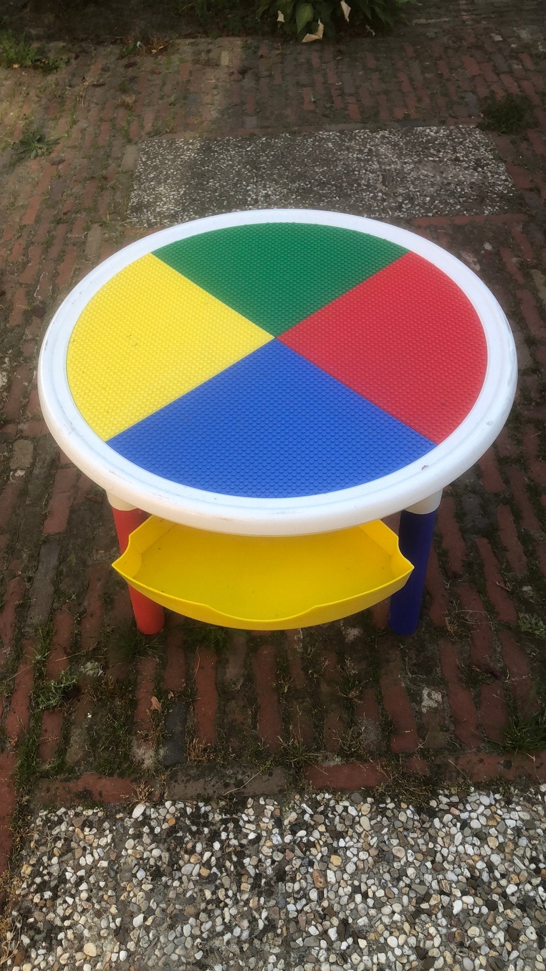 Tafeltje, kunststof, Ophalen of Verzenden, Zo goed als nieuw