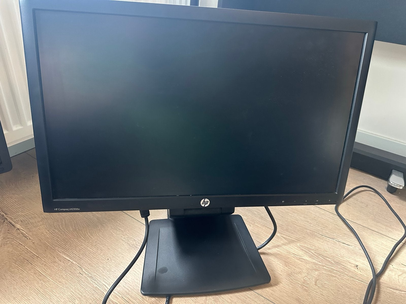 HP Compaq LA2306x Monitor - Full HD, 23 inch, Computers en Software, Ophalen, Gebruikt, In hoogte verstelbaar, Full HD