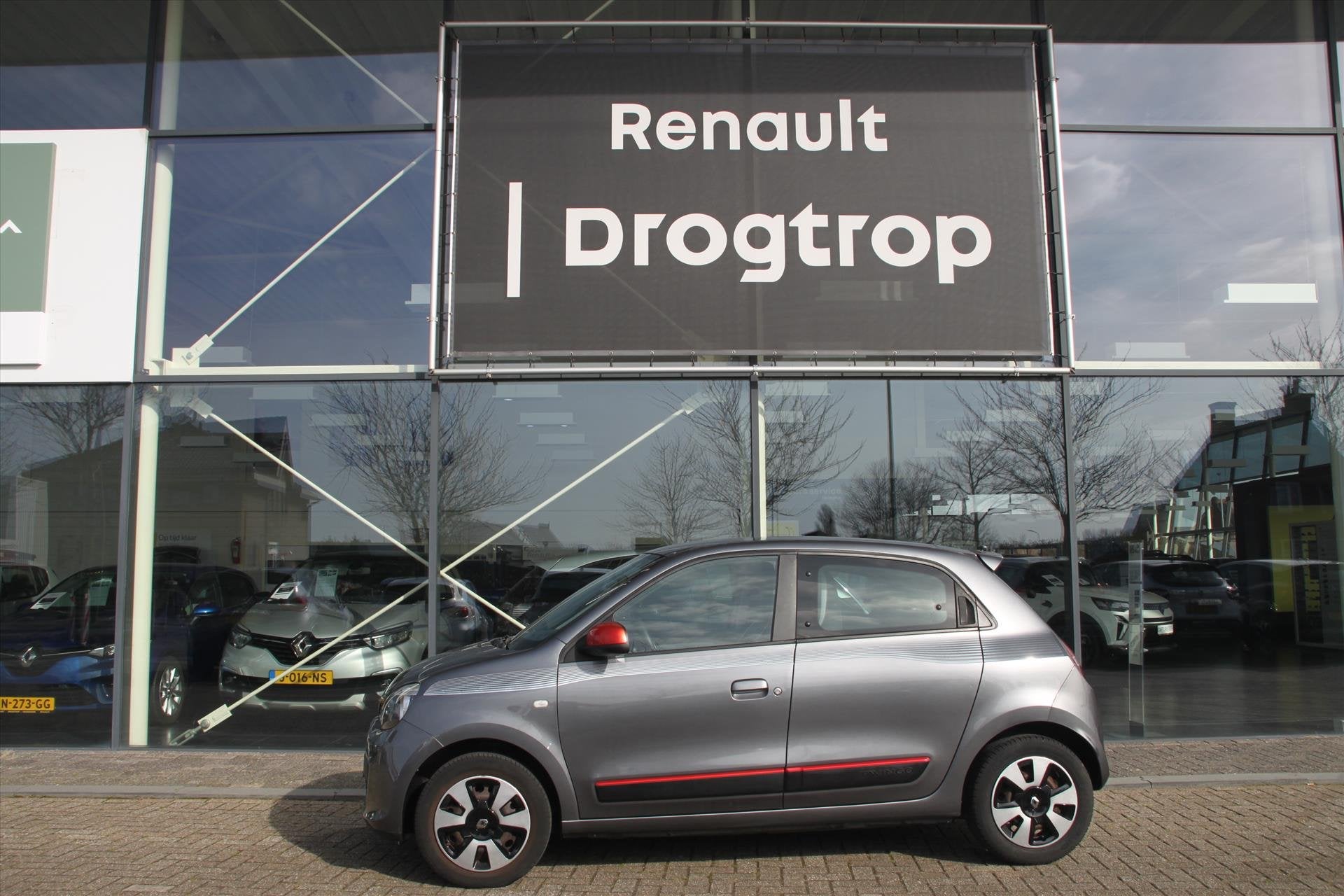 RENAULT Twingo 70PK-COLLECTION-59DKM-AIRCO-CRUISE-BLUETOOTH-, Voorwielaandrijving, Gebruikt, USB, 840 kg