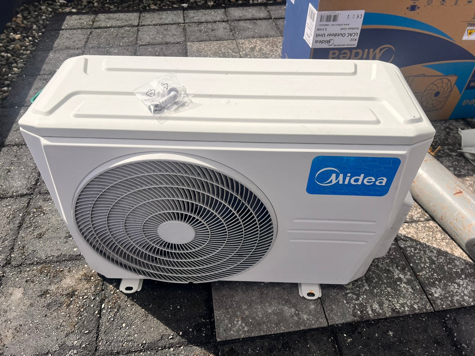 Midea buiten unit MOU-18FN8-QD0, Witgoed en Apparatuur, Ophalen, Zo goed als nieuw, Energieklasse A of zuiniger, 100 m³ of groter