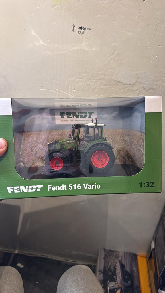 Fendt miniaturen, Ophalen of Verzenden, Zo goed als nieuw, Tractor of Landbouw, Overige merken