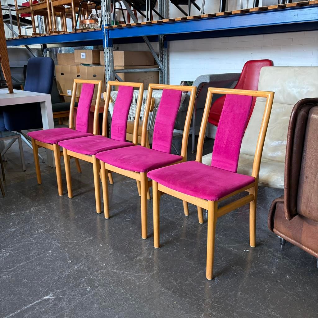 4 vintage stoelen, Ophalen, Scandinavisch, Zo goed als nieuw, Vier