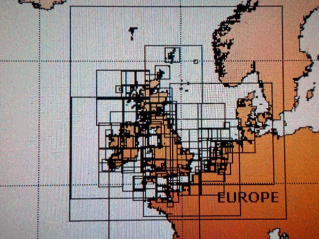 Navionics CF kaart 28XG Engeland Nederland en Ierland, Ophalen, Zo goed als nieuw, Kaartplotter of Fish Finder