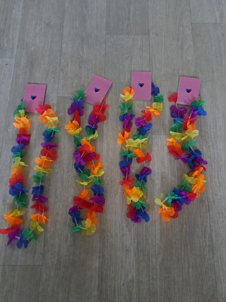 Feestelijke Hawaiiaanse bloemenkransen - 4 stuks, Ophalen of Verzenden, Nieuw, Feestartikel, Overige