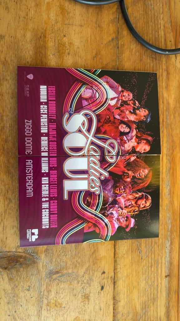 2 kaarten Ladies of Soul