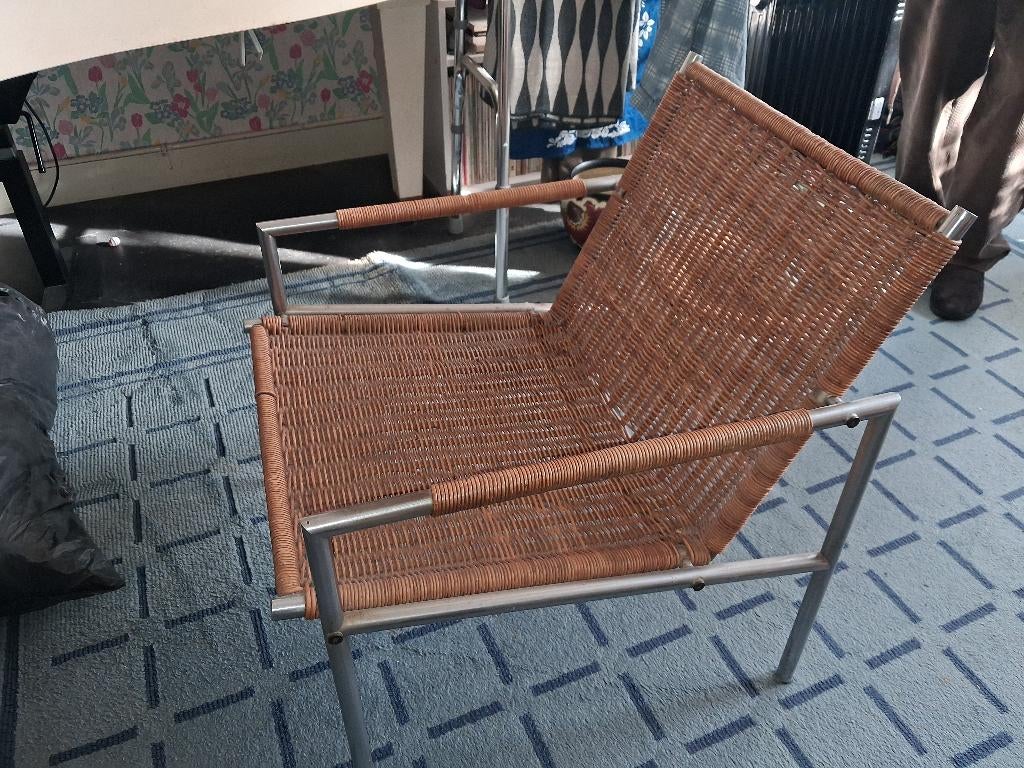lounge Martin Visser, Ophalen