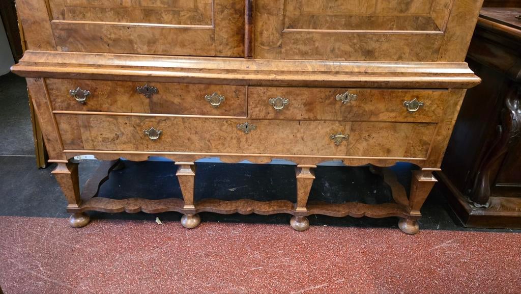 19e eeuw kruispoot kabinet, Antiek en Kunst, Antiek | Meubels | Kasten, Ophalen