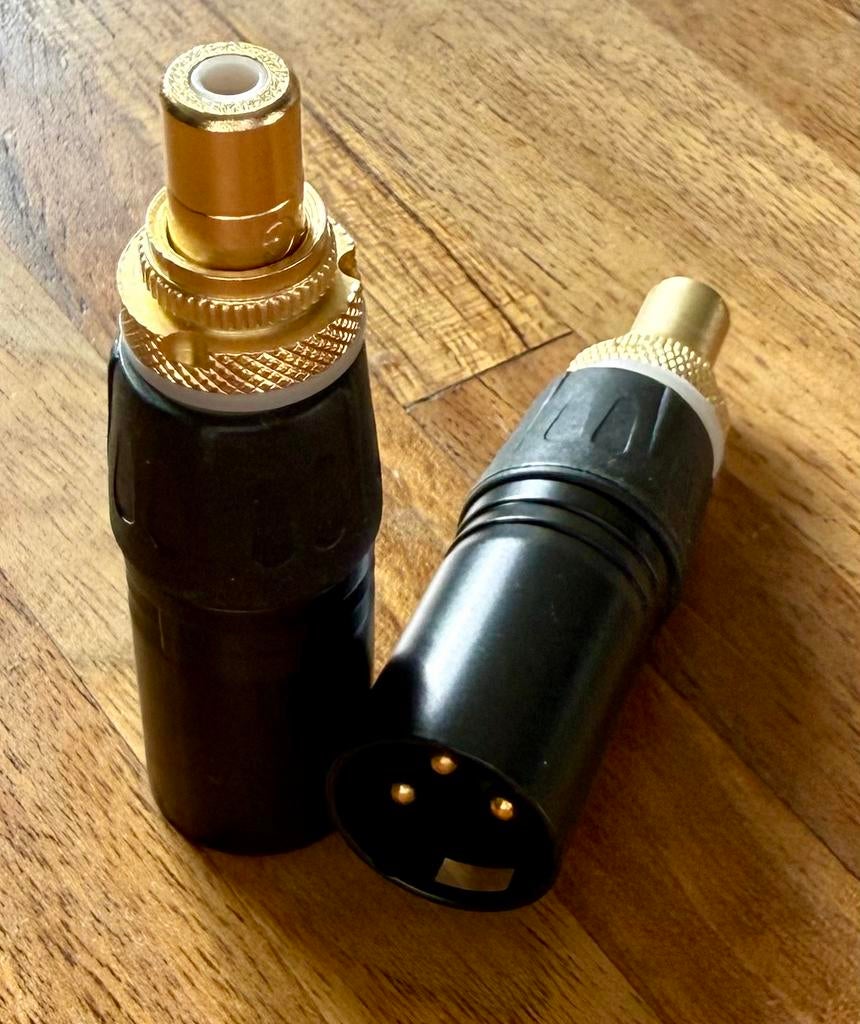 HQ Verguld XLR Male naar RCA Female adapter 2x, Audio, Tv en Foto, Audiokabels en Televisiekabels, Ophalen of Verzenden, Zo goed als nieuw