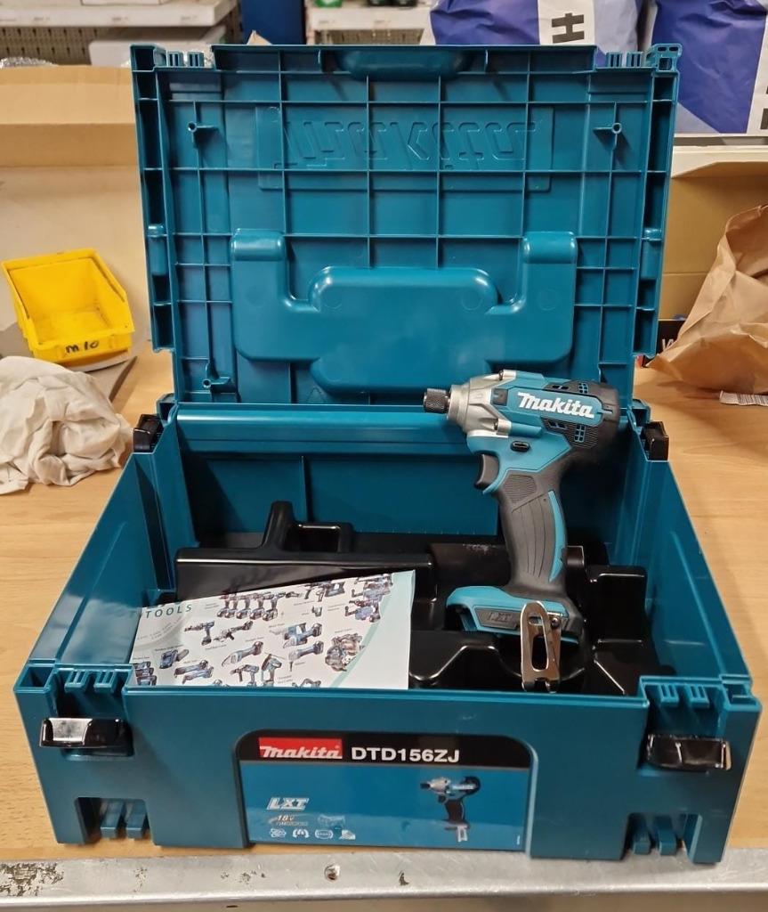 Makita DTD156ZJ 18 V Slagschroevendraaier Ex accu's & Lader, Ophalen of Verzenden, Nieuw