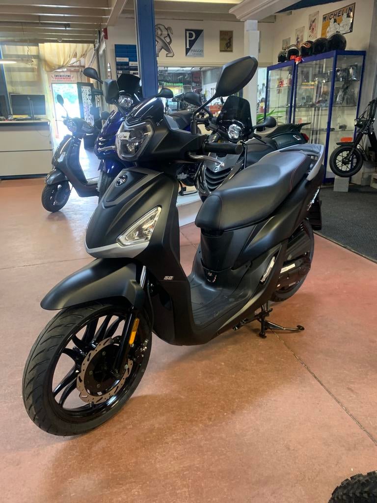 Gebro scooters: Sym symphony 45KM zwart euro5+ BJ2026, Ophalen, Overige modellen, Maximaal 45 km/u, Nieuw