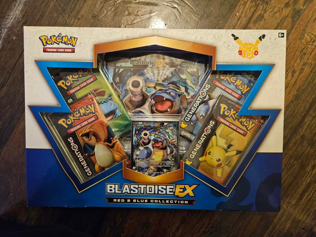 Blastoise EX Box Red & Blue Pokemon 20th Anniversary, Ophalen, Zo goed als nieuw