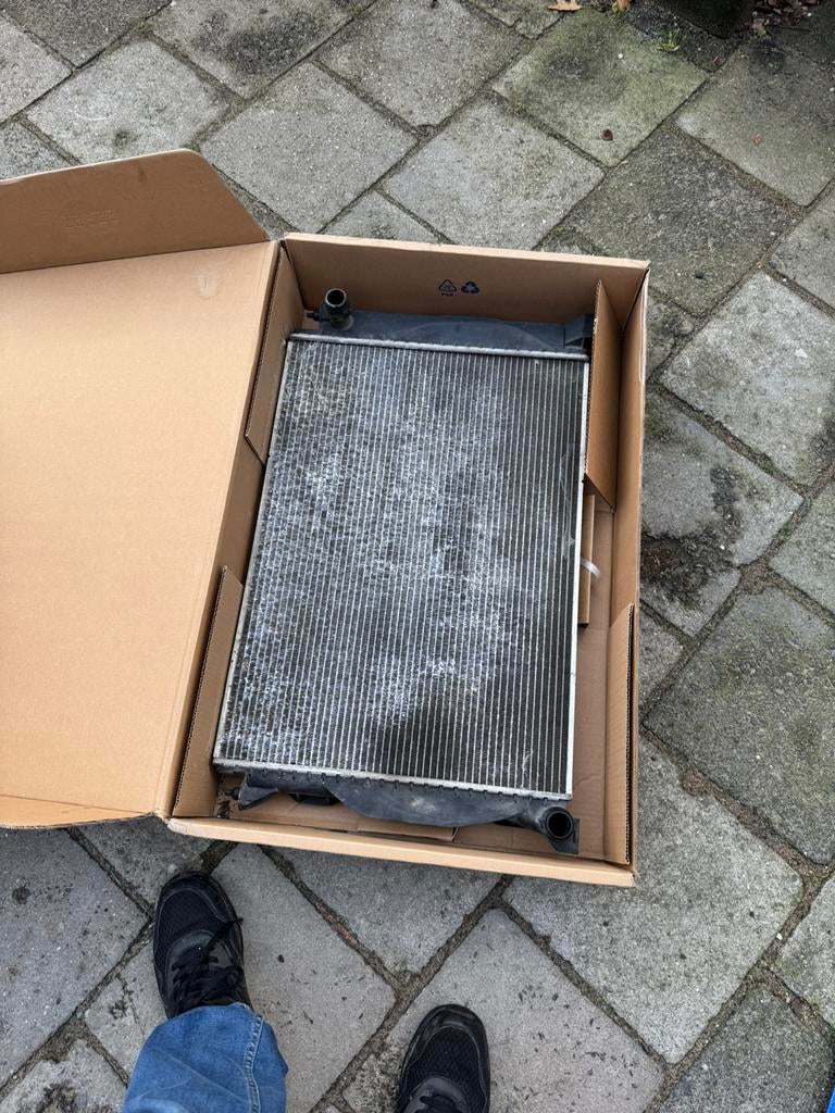 Audi s4 b6 radiateur, Auto-onderdelen, Ophalen of Verzenden, Audi