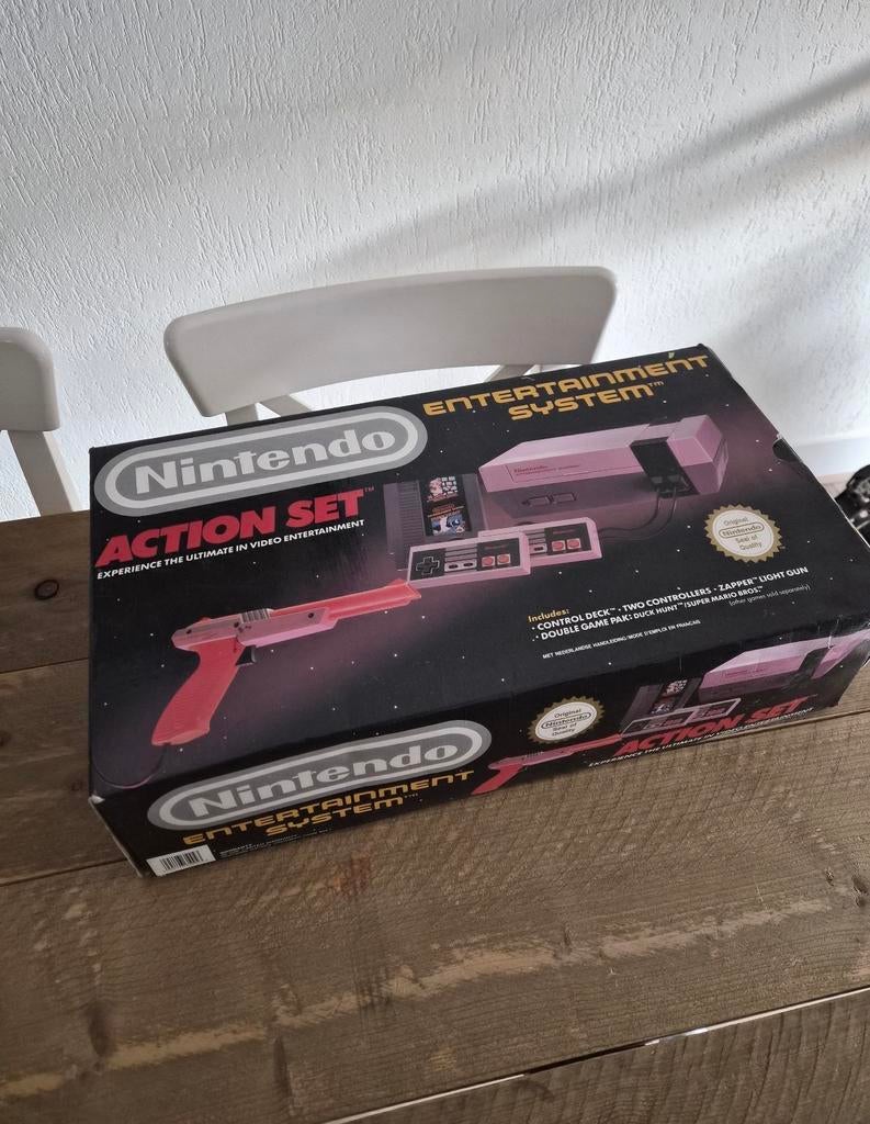 Nintendo NES Collectie: Console, Games Compleet & Los, Avontuur en Actie, Gebruikt, 2 spelers, Eén computer