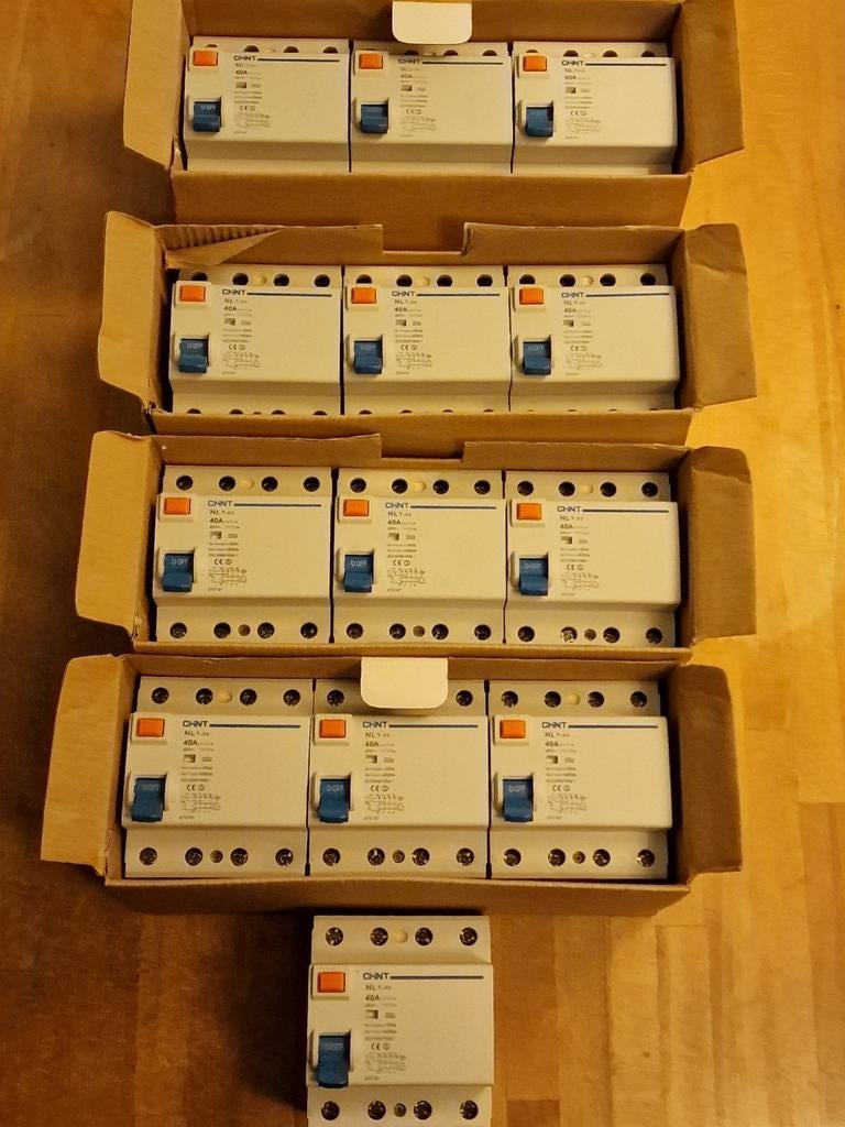 Nieuw Chint aardlekschakelaar 40A 100mA NL1-63, 18st beschik, Ophalen of Verzenden, Nieuw, Overige typen
