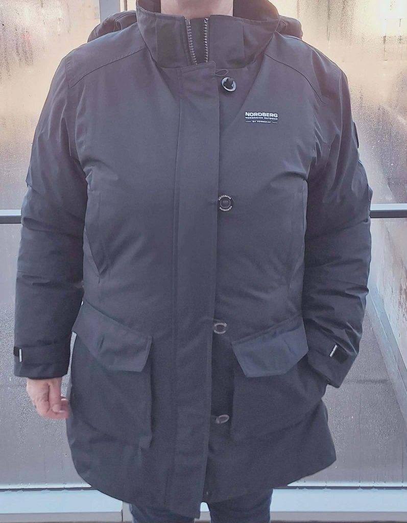 Nieuwe Nordberg dames winterjas, Maat XL, donkerblauw., Kleding | Dames, Jassen | Winter, Nordberg Outdoor, Blauw, ., Maat 46/48 (XL) of groter
