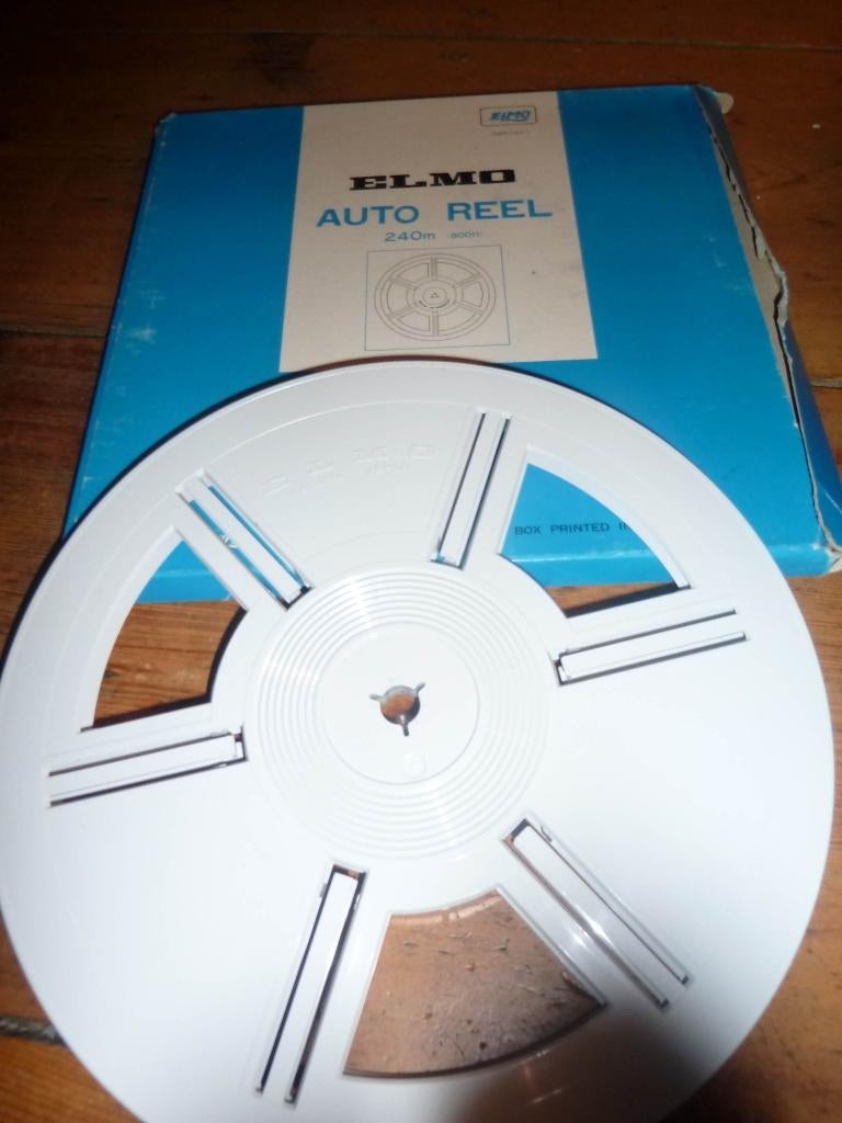 8mm film 1x ELMO 240mtr als nieuw - opwikkelspoel GS-1200 -, Ophalen of Verzenden, 8mm film