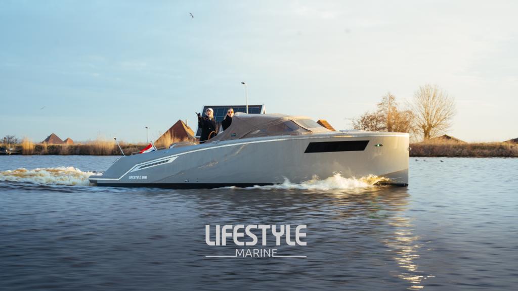 Lifestyle Marine NR 1 in tenders en moet je gezien hebben, Watersport en Boten, Sloepen, Nieuw, 10 tot 30 pk, 6 meter of meer