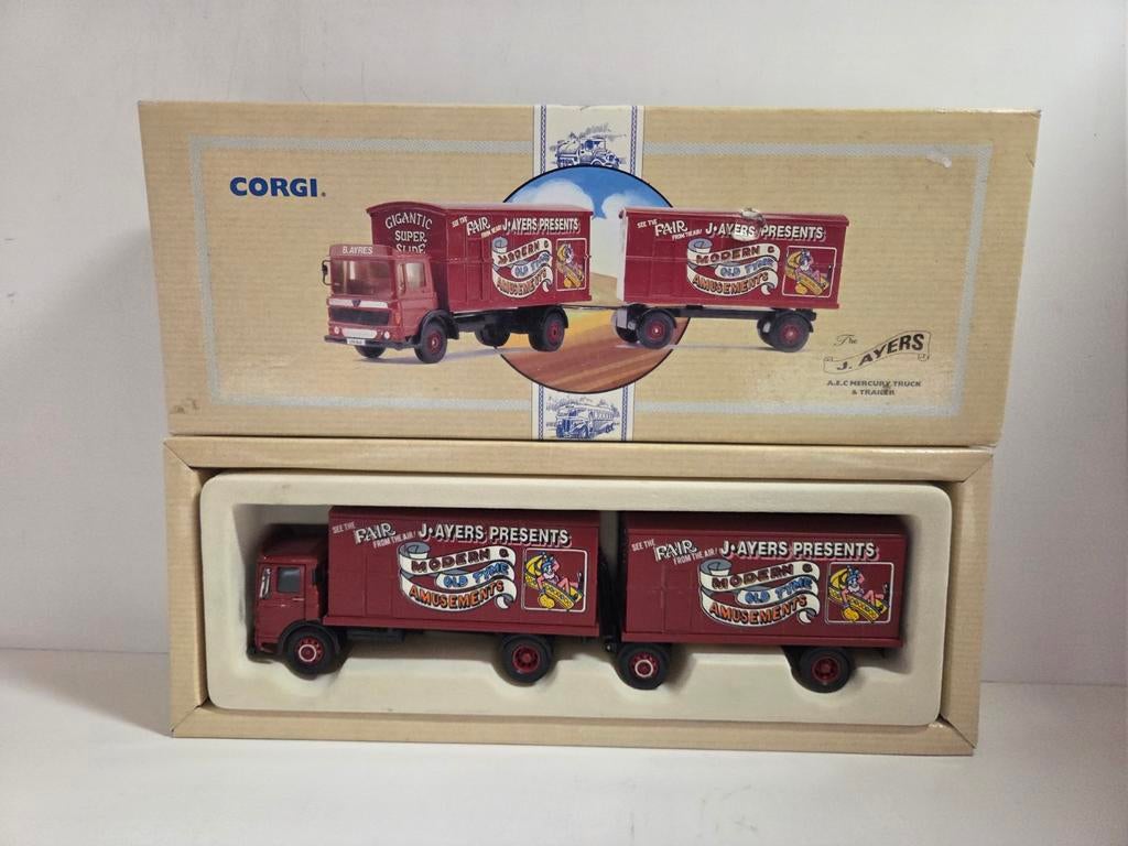 Corgi AEC Mercury combi kermis J Ayers, Corgi, ., Ophalen of Verzenden, Zo goed als nieuw