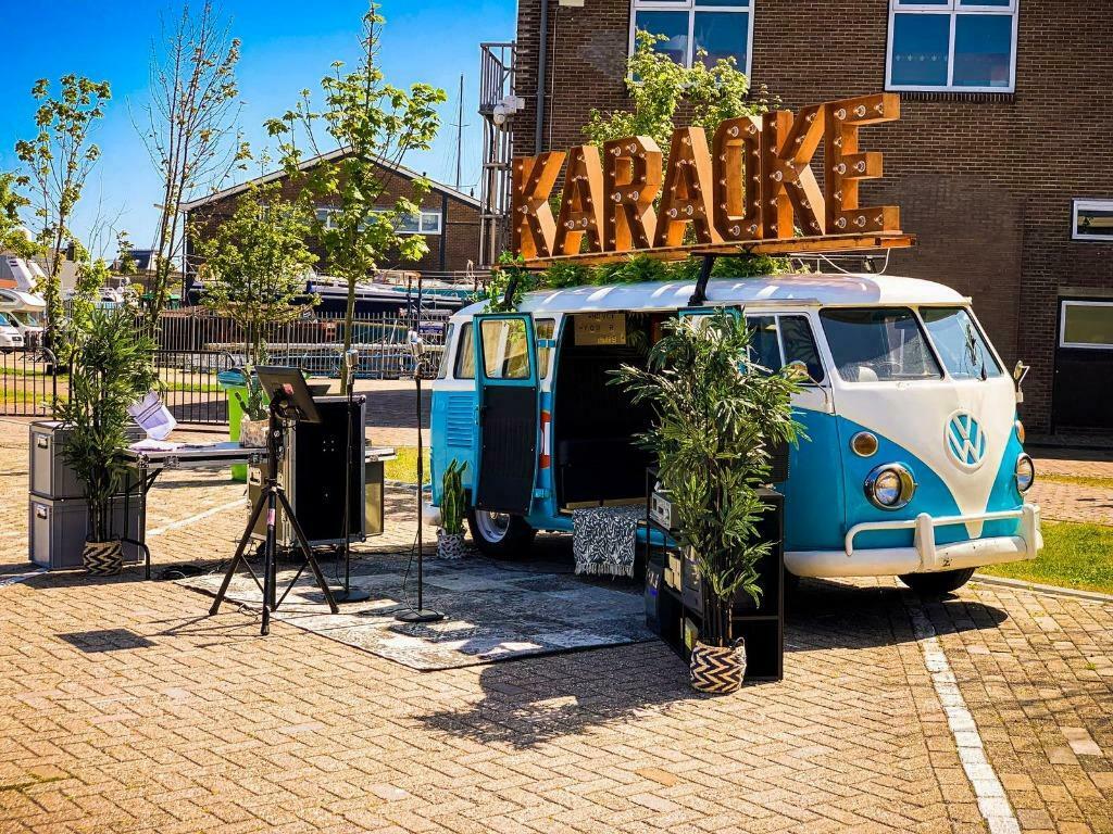 Foto 8 van Karaokeconcurrent - Karaoke verhuur en Mobiele concepten