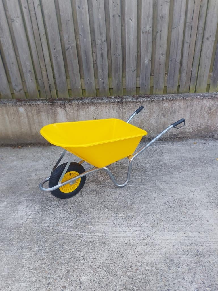 Nieuwe 100 liter kruiwagen, Tuin en Terras, Kruiwagens, Ophalen, Zo goed als nieuw