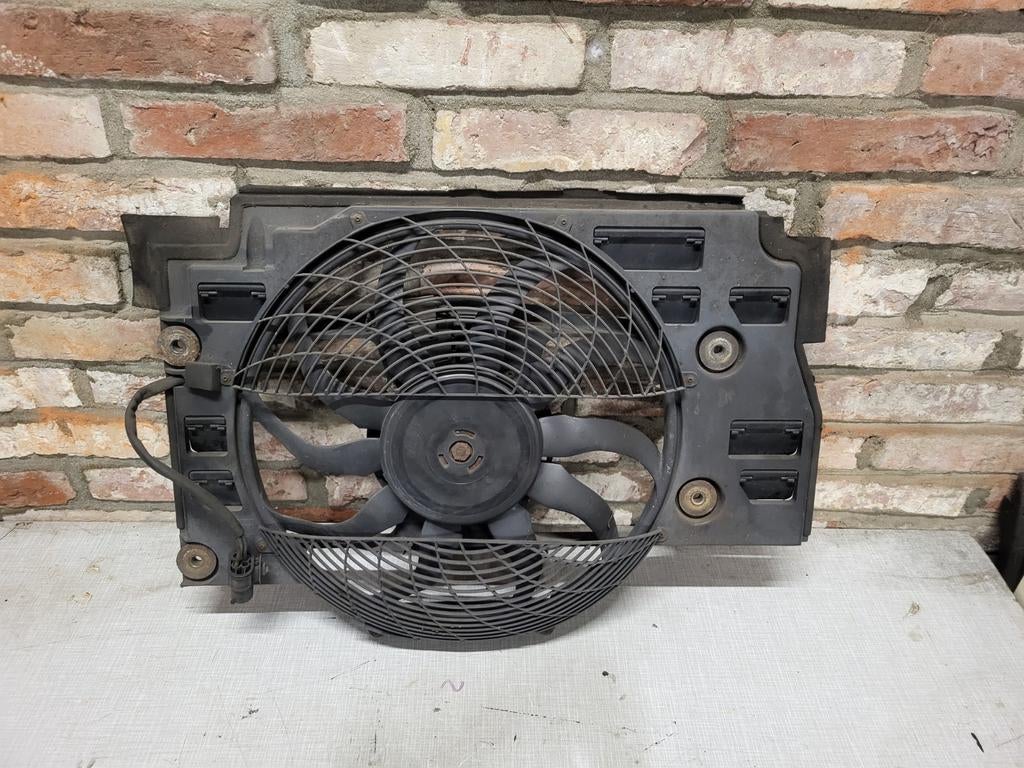 Tekoop bmw e39 koelvin, Auto-onderdelen, Gebruikt, Bmw, Ophalen of Verzenden, BMW