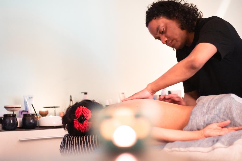 Even een moment van rust en herstel, Diensten en Vakmensen, Welzijn | Masseurs en Massagesalons, Ontspanningsmassage