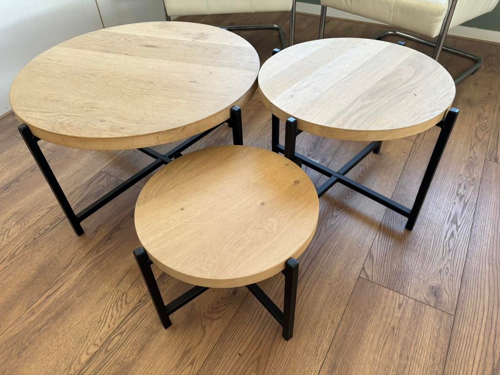 Ronde eiken salontafel, Ophalen of Verzenden, Zo goed als nieuw