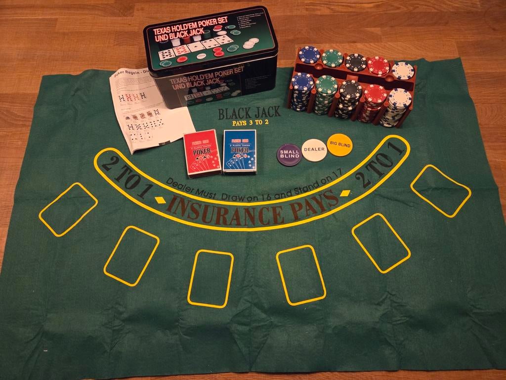 Poker en black jack set, Hobby en Vrije tijd, Gezelschapsspellen | Kaartspellen, Ophalen