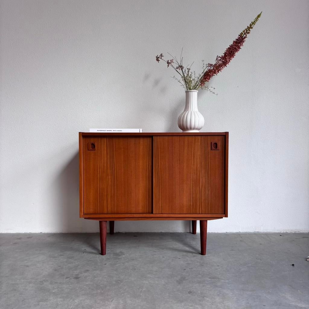 VINTAGE | DEENS | SIDEBOARD | TEAK | SCHUIFDEUR, Huis en Inrichting, Kasten | Dressoirs, Ophalen, Teakhout, 50 tot 100 cm, 25 tot 50 cm