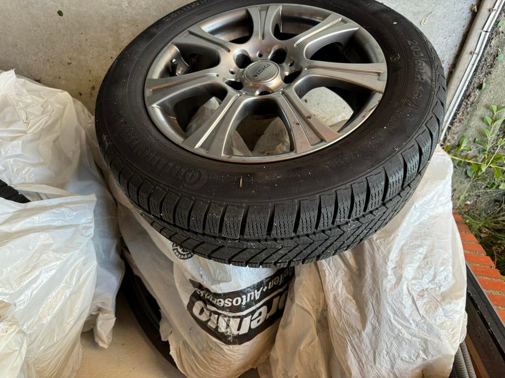 4x Continental Toyota velgen en banden 205/60/16, Auto-onderdelen, Banden en Velgen, Gebruikt, 16 inch, Banden en Velgen, Personenwagen