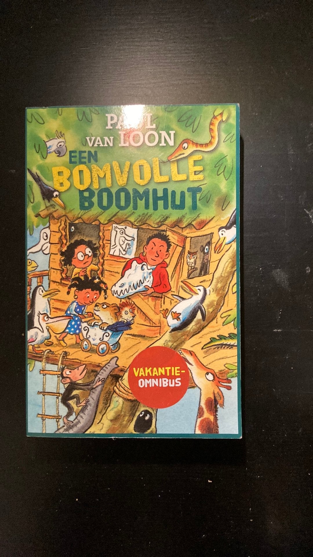 Paul van Loon - Een bomvolle boomhut, Gelezen, Fictie algemeen, Paul van Loon, Ophalen of Verzenden
