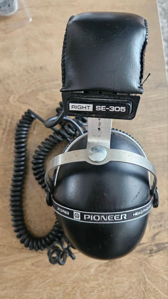PIONEER KOPTELEFOON SE.3O5 uit de jaren 72 .76, Audio, Tv en Foto, Ophalen of Verzenden, Gebruikt, Over oor (circumaural), Overige merken