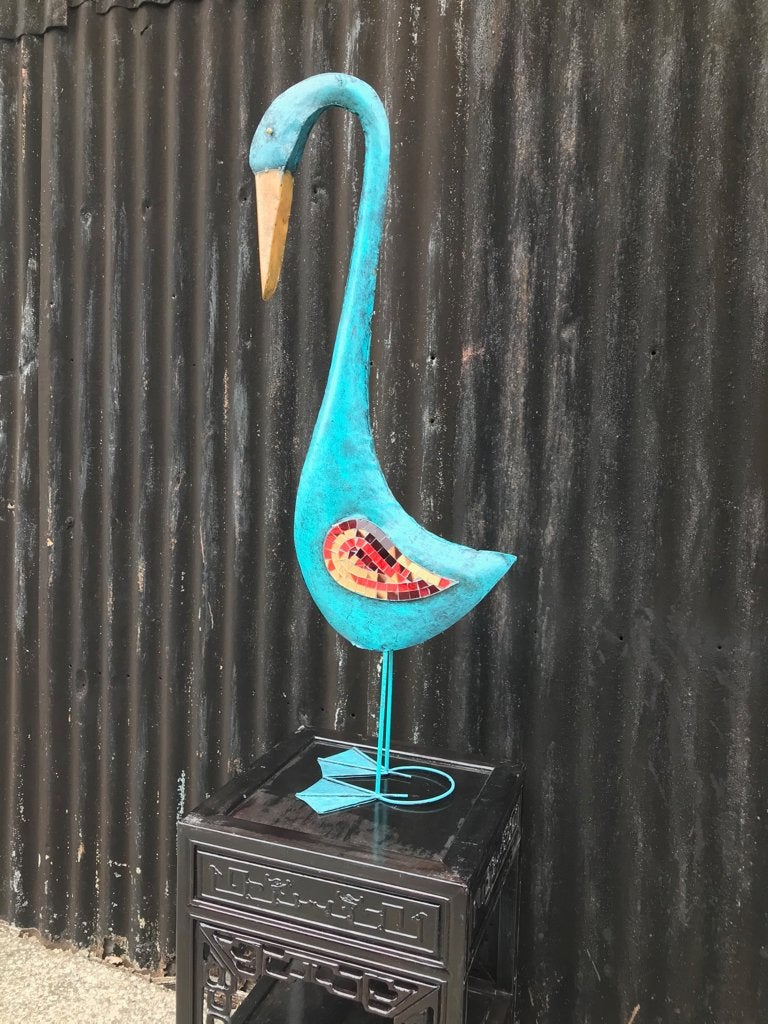 Blauwe metalen Gans met mozaïek vleugels uit bali indonesie, Huis en Inrichting, Verburgt Vintage, Blauw, Overige stijlen, Nieuw