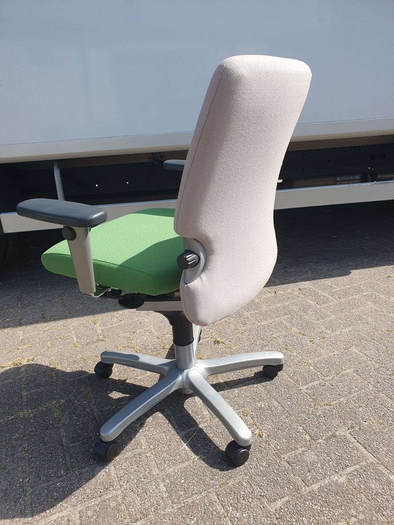 Comforto 77 bureaustoel (np 834 euro ex. btw), Info.eu@haworth.com, Haworth Comforto, Ophalen of Verzenden, Zo goed als nieuw