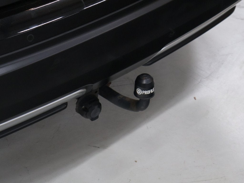 Nissan QASHQAI 1.2 Tekna [TREKHAAK, 360° CAMERA, PDC, CRUIS, Gebruikt, 4 cilinders, 116 pk, Zwart