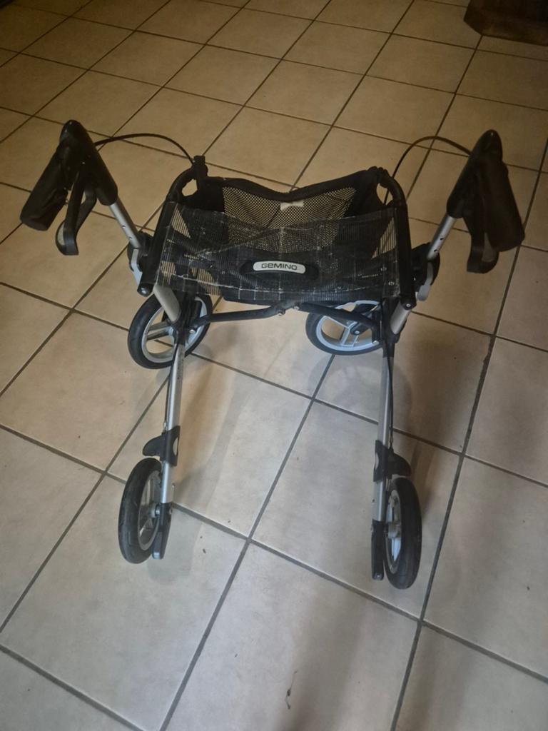 Rollator, Ophalen, Gebruikt