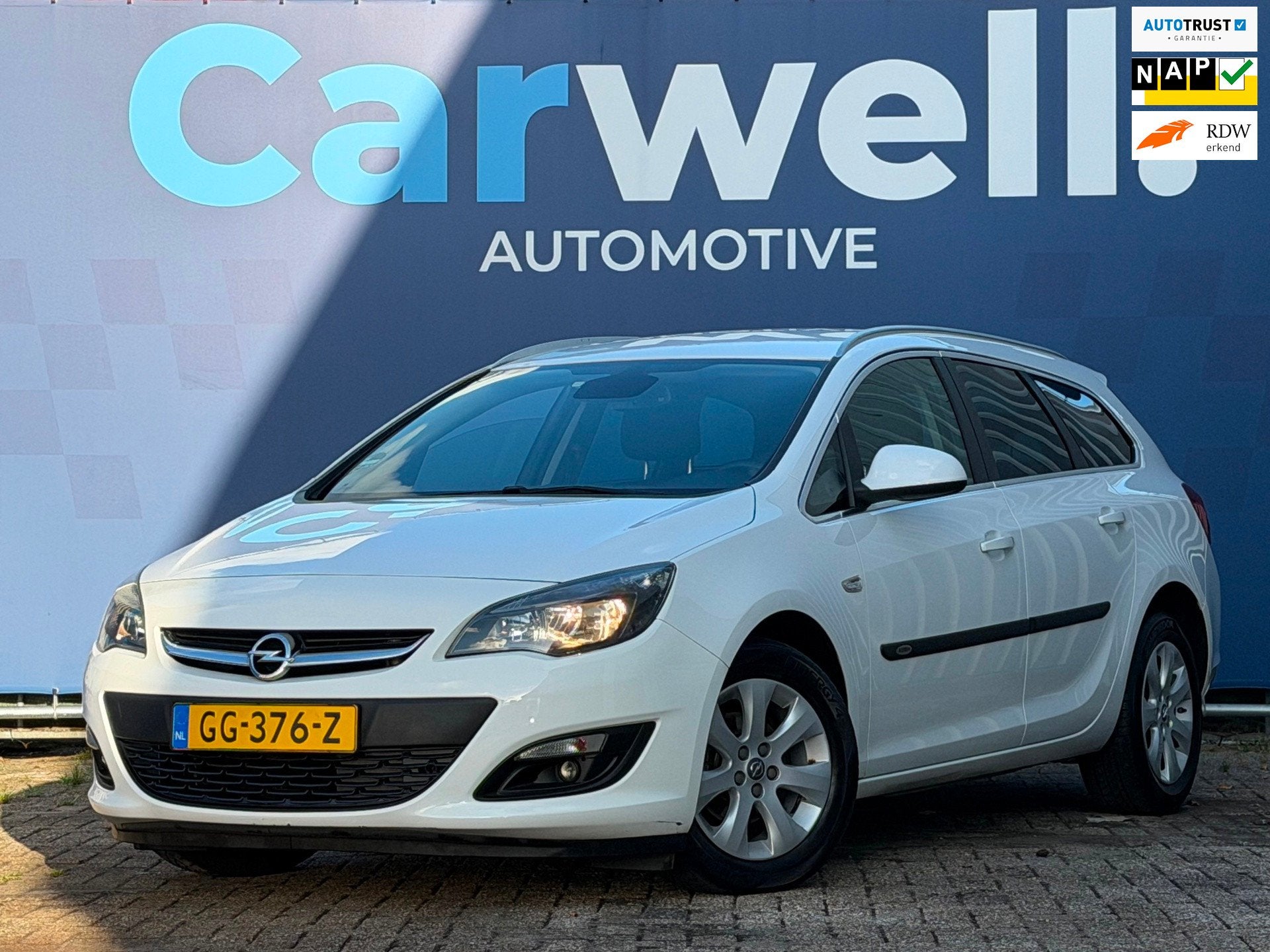 Opel Astra Sports Tourer 1.4 Turbo Blitz|2e Eigenaar|Airco|N, Auto's, Stof, Gebruikt, 4 cilinders, Wit