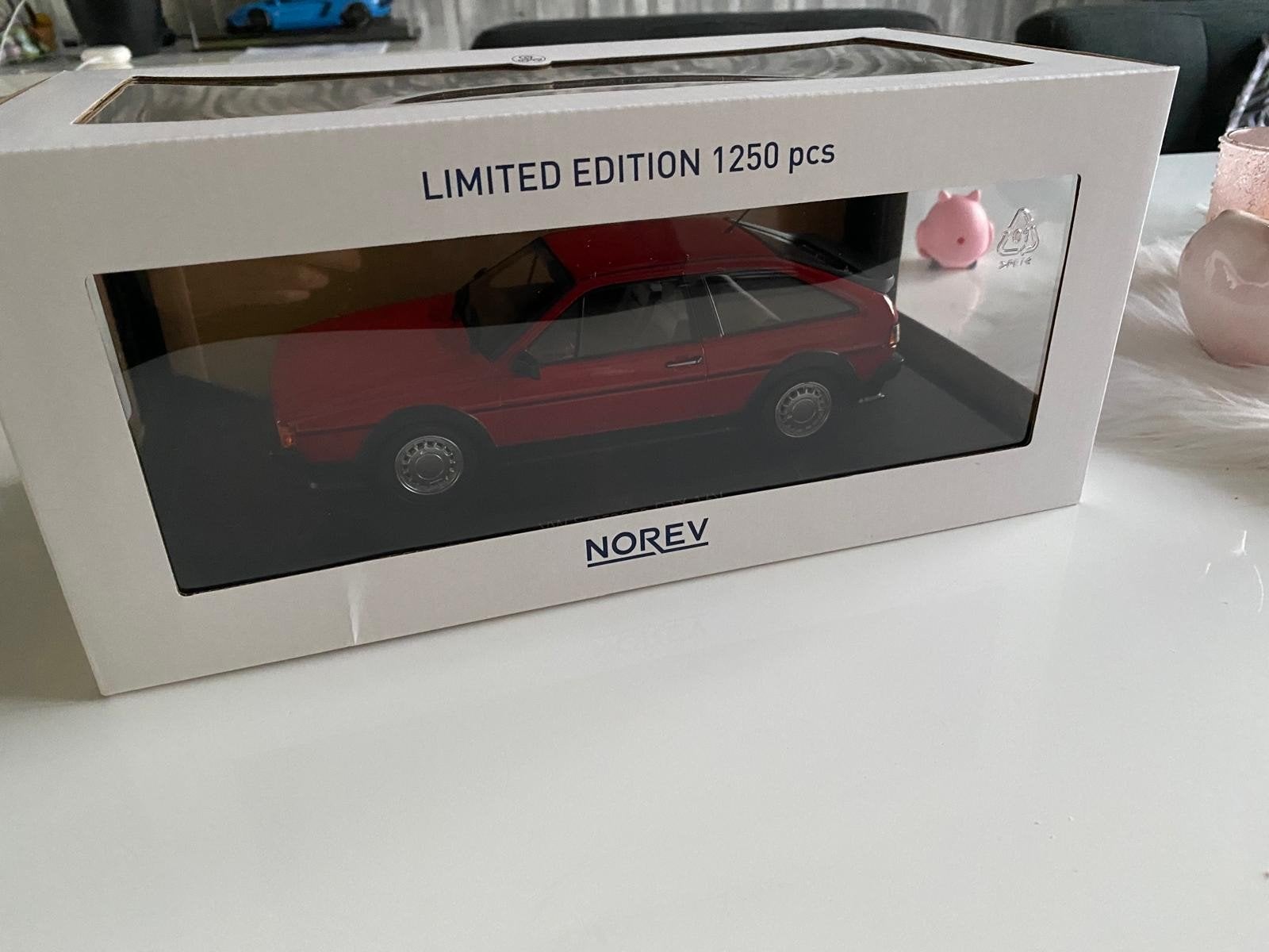 Norev volkwagen scirocco GTX 16v 1:18., Hobby en Vrije tijd, Ophalen of Verzenden, Nieuw, Auto, Norev