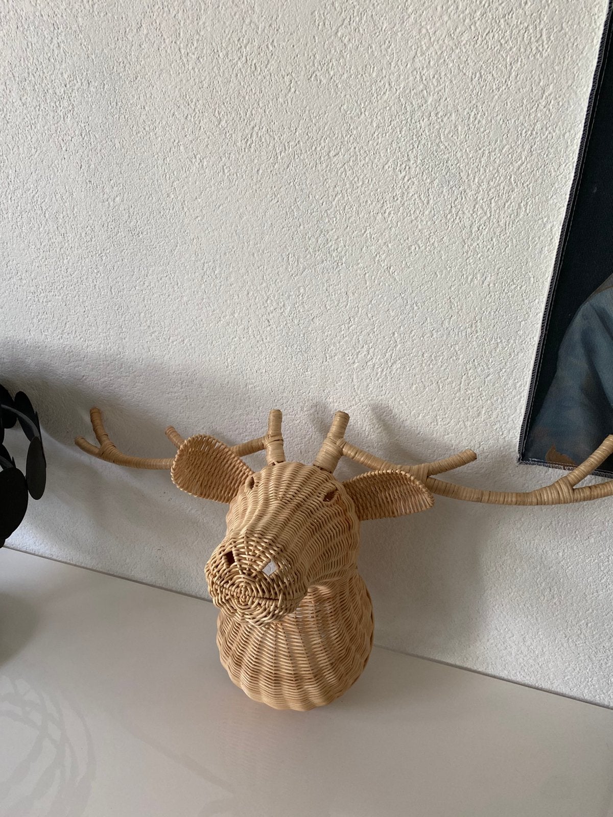 Wanddecoratie hertenkop, naturel rotan, House of Jods, Ophalen