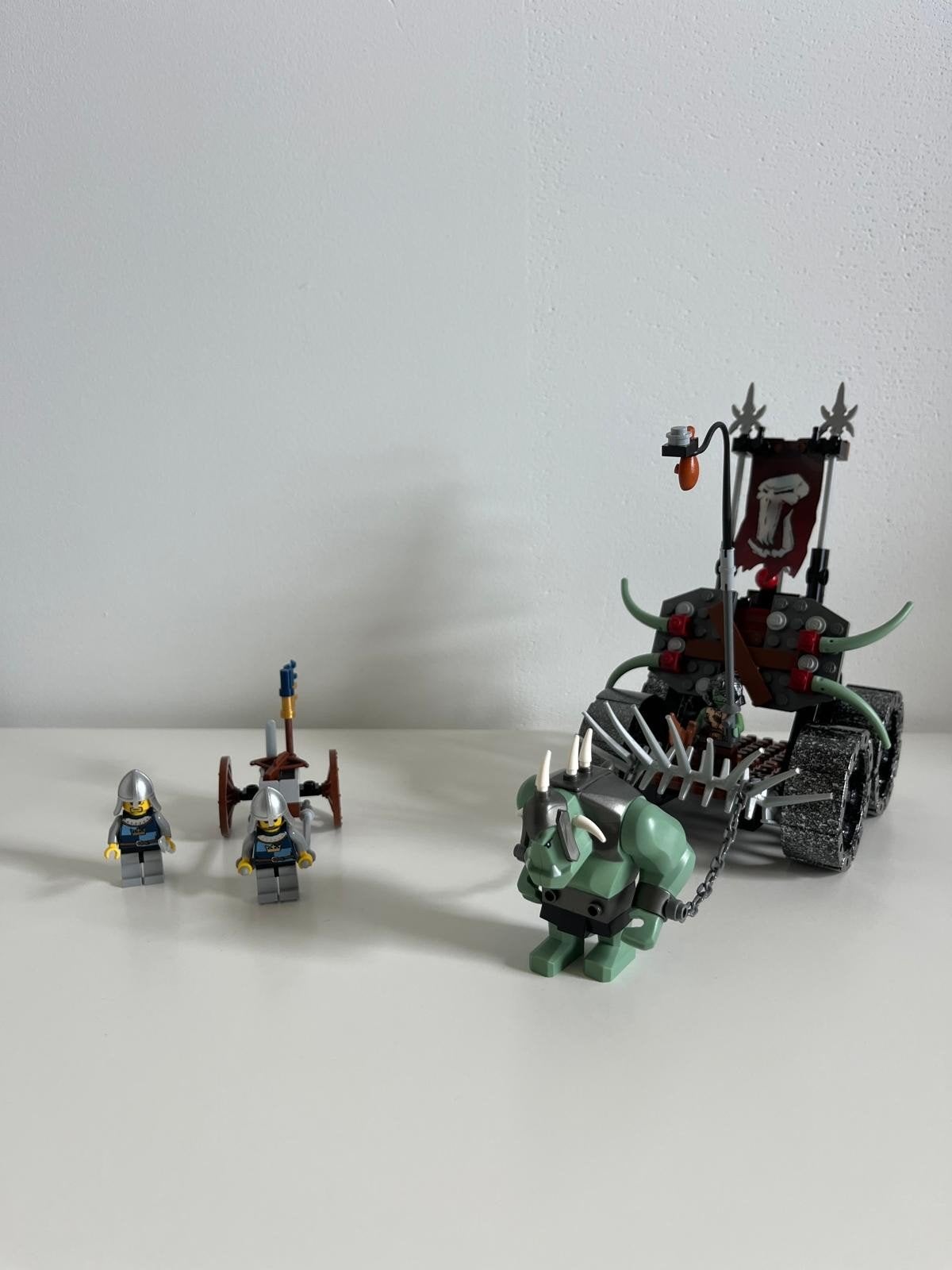 Lego Castle: Troll Assault Wagon (7038), Lego, Ophalen of Verzenden, Castle, Complete set